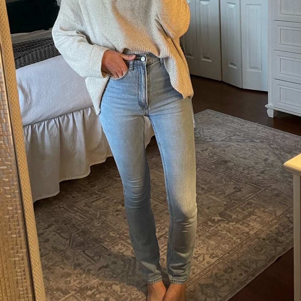 90’s Slim Straight Jeans